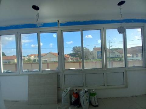 Apartamento T4 - Laranjeiro
