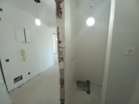 Apartamento T4 - Laranjeiro