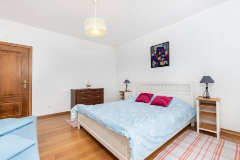 Moradias térreas T3 e T1, piscina, lote 5.250m2, Meco, Sesimbra