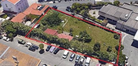 Terreno com 2000m2, junto Universidades, na Ajuda, Lisboa