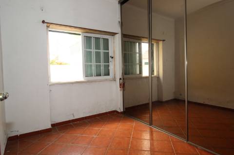 Andar de T3/T2 moradia Bi Familiar, em Alcochete