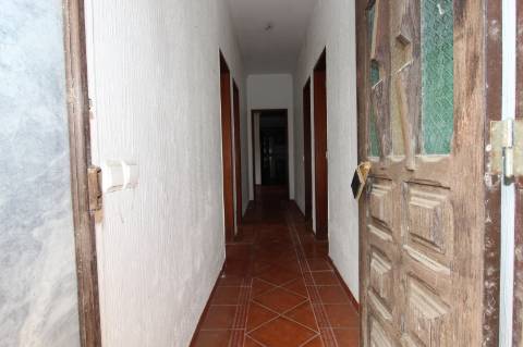 Andar de T3/T2 moradia Bi Familiar, em Alcochete