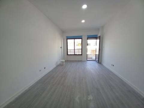 Apartamento Duplex T3 - Costa da Caparica