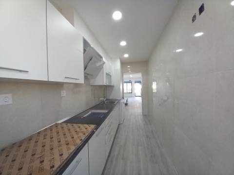 Apartamento Duplex T3 - Costa da Caparica