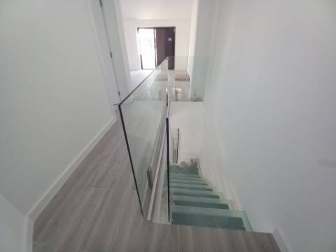 Apartamento Duplex T3 - Costa da Caparica