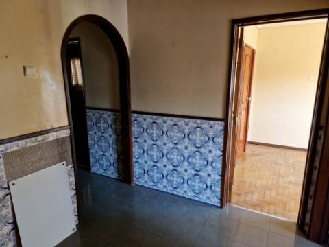 Apartamento T3 na Pontinha, Lisboa