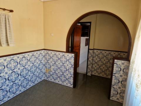 Apartamento T3 na Pontinha, Lisboa