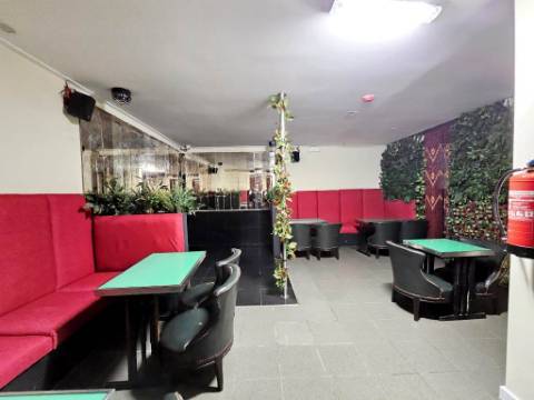 VENDA DE BAR - ESPAÇO COMERCIAL COM LICENÇA NOCTURNA