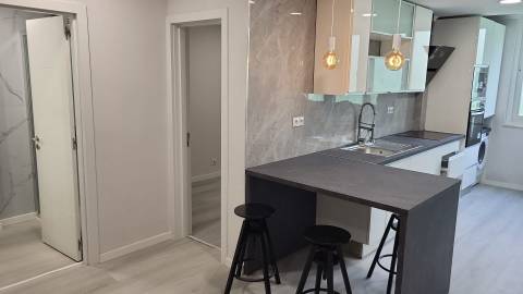 Apartamento T2 em Benfica
