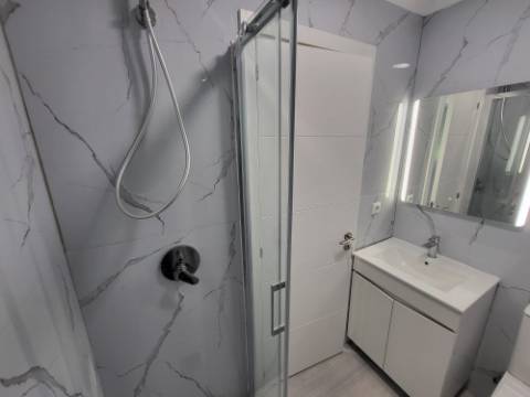 Apartamento T2 em Benfica