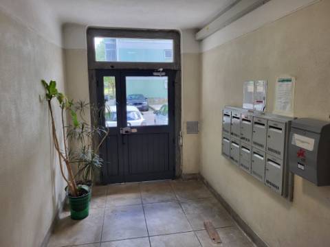 Apartamento T2 em Benfica
