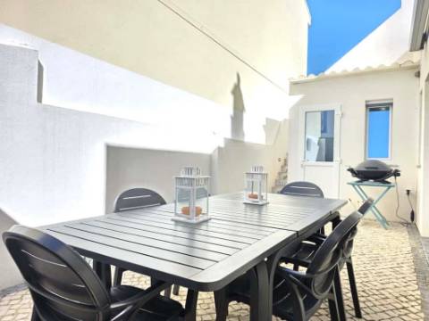 Moradia Algarvia Renovada no Coração de Cabanas de Tavira A Pé da Ria e da Praia