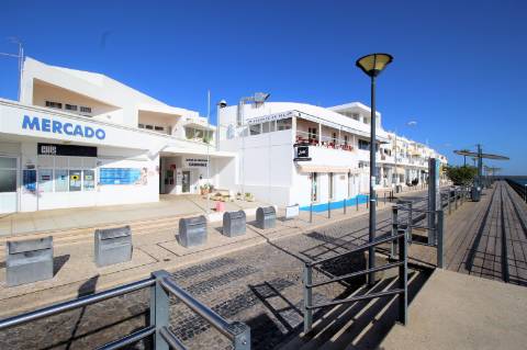 Moradia Algarvia Renovada no Coração de Cabanas de Tavira A Pé da Ria e da Praia