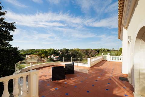 Triângulo Dourado, moradia com 4 quartos no campo de golfe de Vale do Lobo