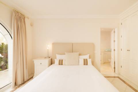 Triângulo Dourado, moradia com 4 quartos no campo de golfe de Vale do Lobo