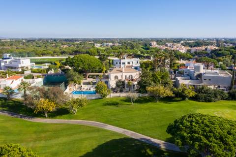 Triângulo Dourado, moradia com 4 quartos no campo de golfe de Vale do Lobo