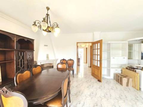 Moradia geminada T3+1 com Terraço - Vila Nova de Cacela