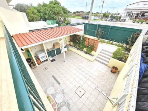 Moradia geminada T3+1 com Terraço - Vila Nova de Cacela