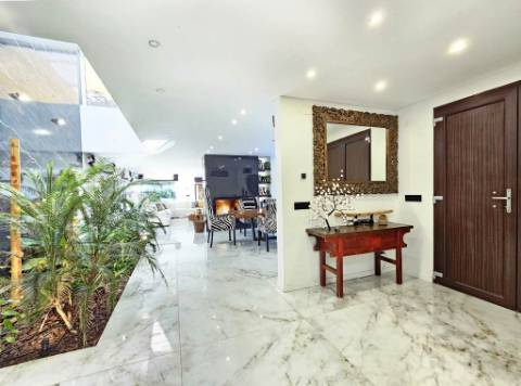 Magnifica moradia T4 com piscina na Urbanização Aroeira, em Santo Estevão