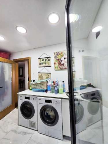 Magnifica moradia T4 com piscina na Urbanização Aroeira, em Santo Estevão