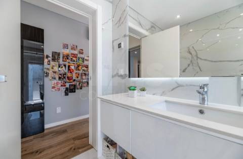 Magnifica moradia T4 com piscina na Urbanização Aroeira, em Santo Estevão