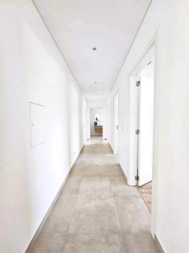 Apartamento T4 novo com 154,03m2, terraços no topo, garagem para 3 viaturas