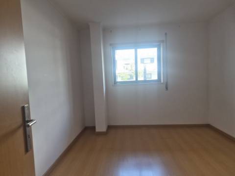 Apartamento T2 na Ameixoeira
