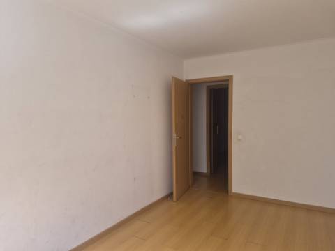 Apartamento T2 na Ameixoeira