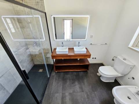 Moradia T4 com piscina, no Estoril, Cascais