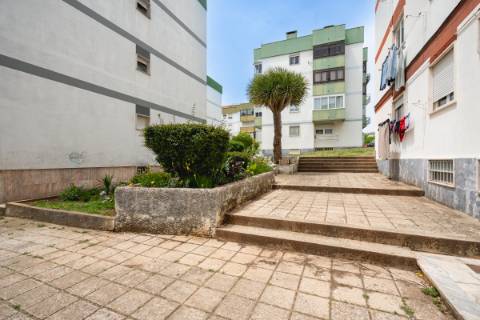 Apartamento T2 na Arroja, Odivelas