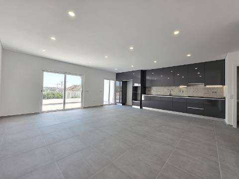 Moradia T3 em Tavira - Conforto e Modernidade.