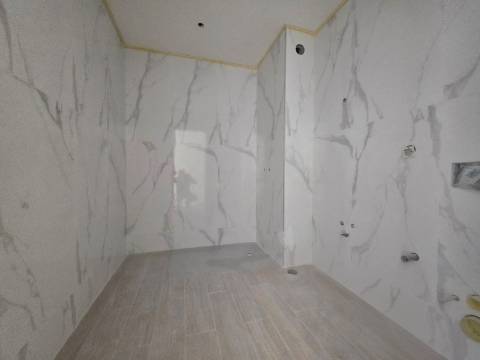 Apartamento T3 Moderno com Estacionamento