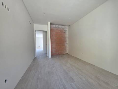 Apartamento T3 Moderno com Estacionamento