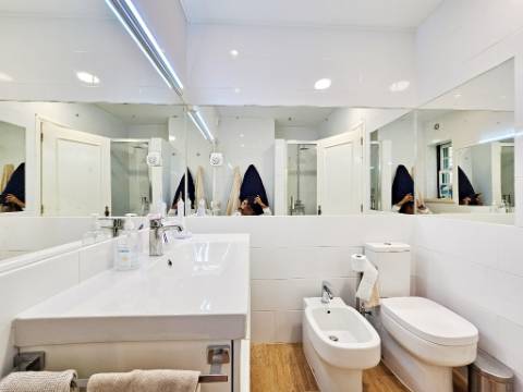 Quinta de 10154m2 com moradia T5 e piscina, na Herdade Zambujeiro, Santo Estêvão