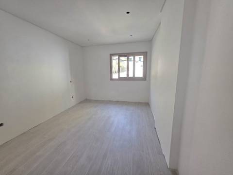 Apartamento T3 Moderno com Estacionamento