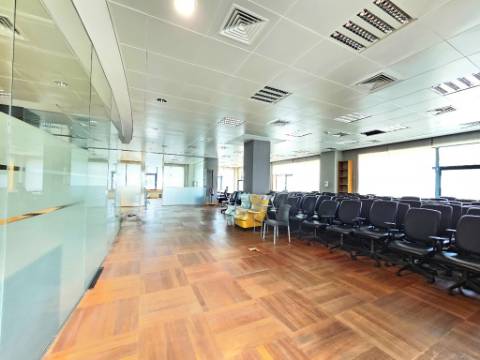 Espaçoso e requintado escritório no Centro Empresarial da Beloura, Sintra