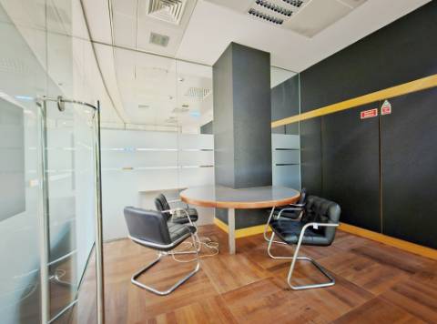 Espaçoso e requintado escritório no Centro Empresarial da Beloura, Sintra