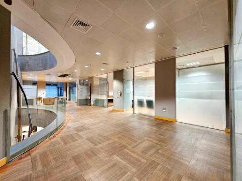 Espaçoso e requintado escritório no Centro Empresarial da Beloura, Sintra