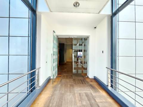 Espaçoso e requintado escritório no Centro Empresarial da Beloura, Sintra