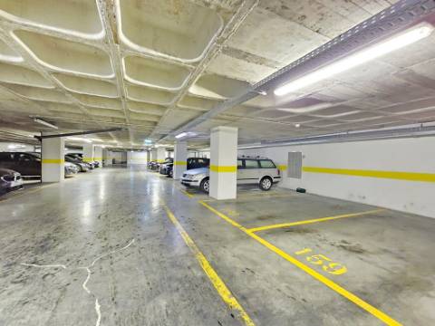 Espaçoso e requintado escritório no Centro Empresarial da Beloura, Sintra