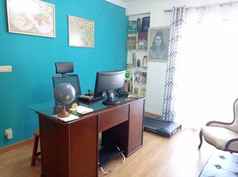 Apartamento T2, com arrecadação - Jardim da Radial - Ramada, Odivelas