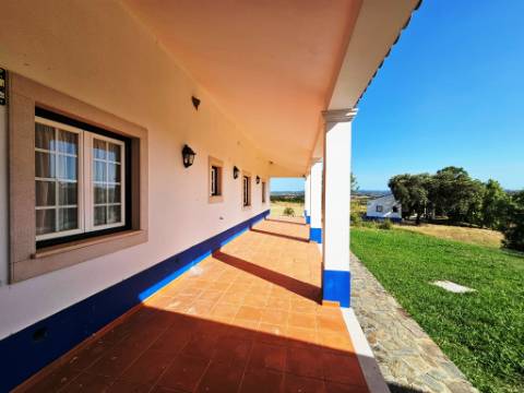 Herdade equestre com moradia T5 e piscina, 93,5ha, em Ourique, Alentejo