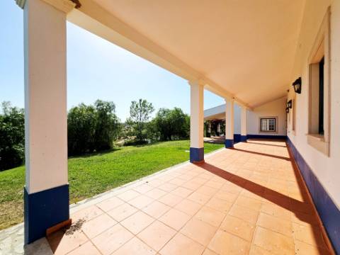 Herdade equestre com moradia T5 e piscina, 93,5ha, em Ourique, Alentejo