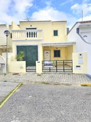 Moradia geminada T3+1 com Terraço - Vila Nova de Cacela