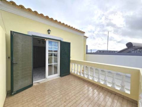 Moradia geminada T3+1 com Terraço - Vila Nova de Cacela