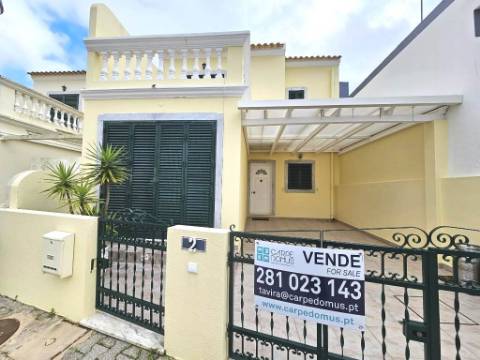 Moradia geminada T3+1 com Terraço - Vila Nova de Cacela