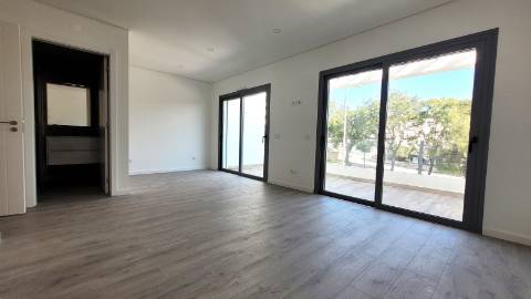 Exclusiva Moradia T3+1 em Tavira - Modernidade, Conforto e Qualidade Superior!