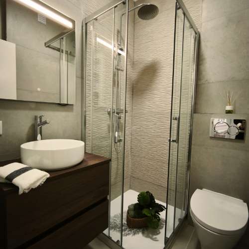 Apartamento T3 em Benfica - totalmente remodelado - a estrear - inclui Home Staging