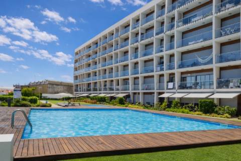 Apartamento T2 - Condomínio METROCITY - Parque das Nações.