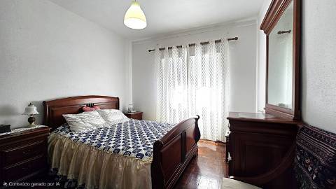Apartamento T2 com Sótão e Terraço - Bairro do Casal Novo, Caneças